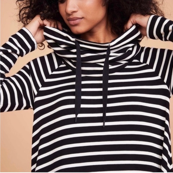 Lou & Grey Striped Signaturesoft Drawstring Cowl Dress - Picture 2 of 2